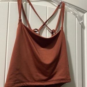 Express body contour crop top